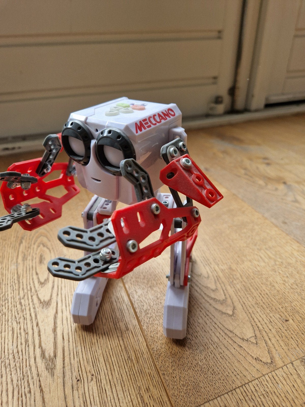 Meccano Micronoid Socket Robot met werkende batterijen, Ophalen of Verzenden, Zo goed als nieuw, Overige merken