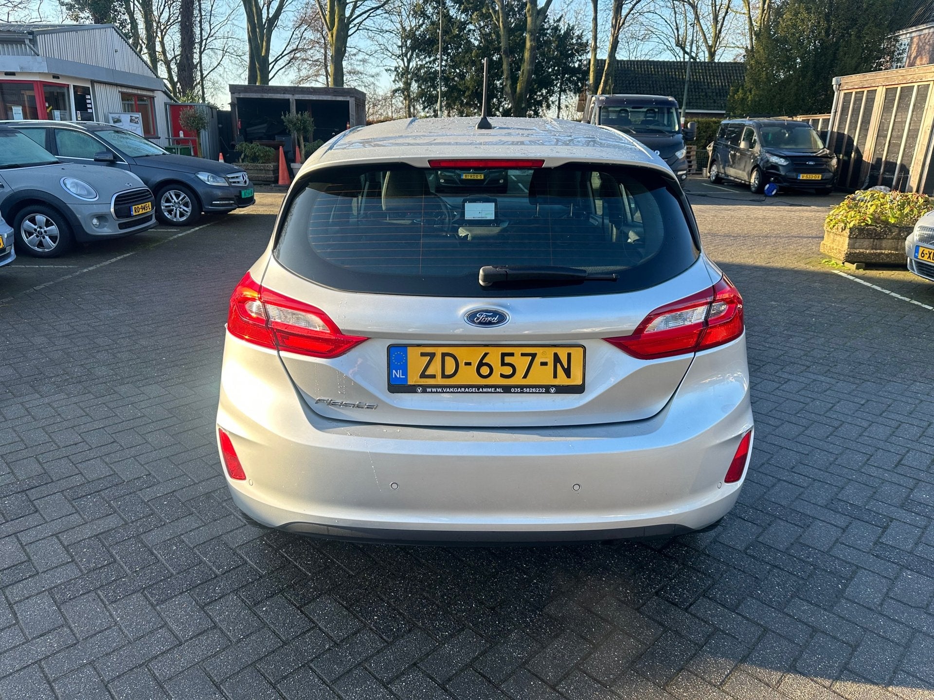 Foto 14 van Ford Fiesta 1.1 Trend , navigatie , airco