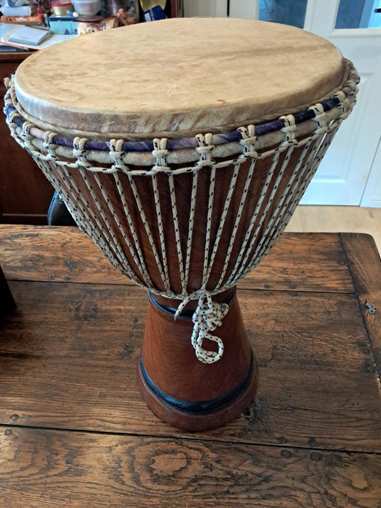 Mooie Djembe - Afrikaanse Trommel, Muziek en Instrumenten, Percussie, Ophalen