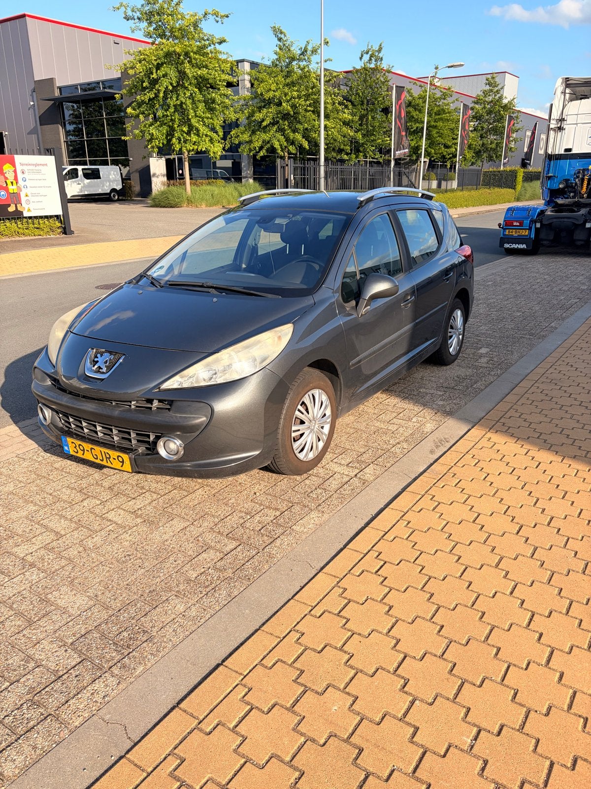 Peugeot 207 1.6 SW Outdoor 2008 1 jaar APK, Voorwielaandrijving, 4 cilinders, Stationwagon, Handgeschakeld