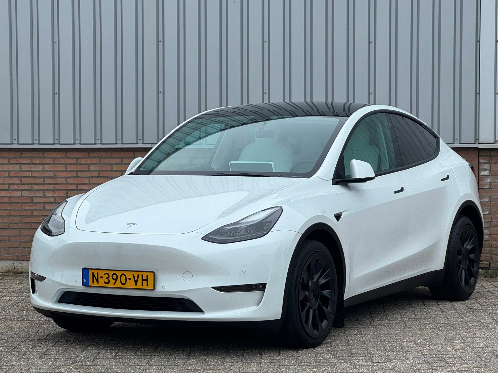 Tesla Model Y Long Range AWD 75 kWh 90,8% SoH/ Trekhaak/ 20'