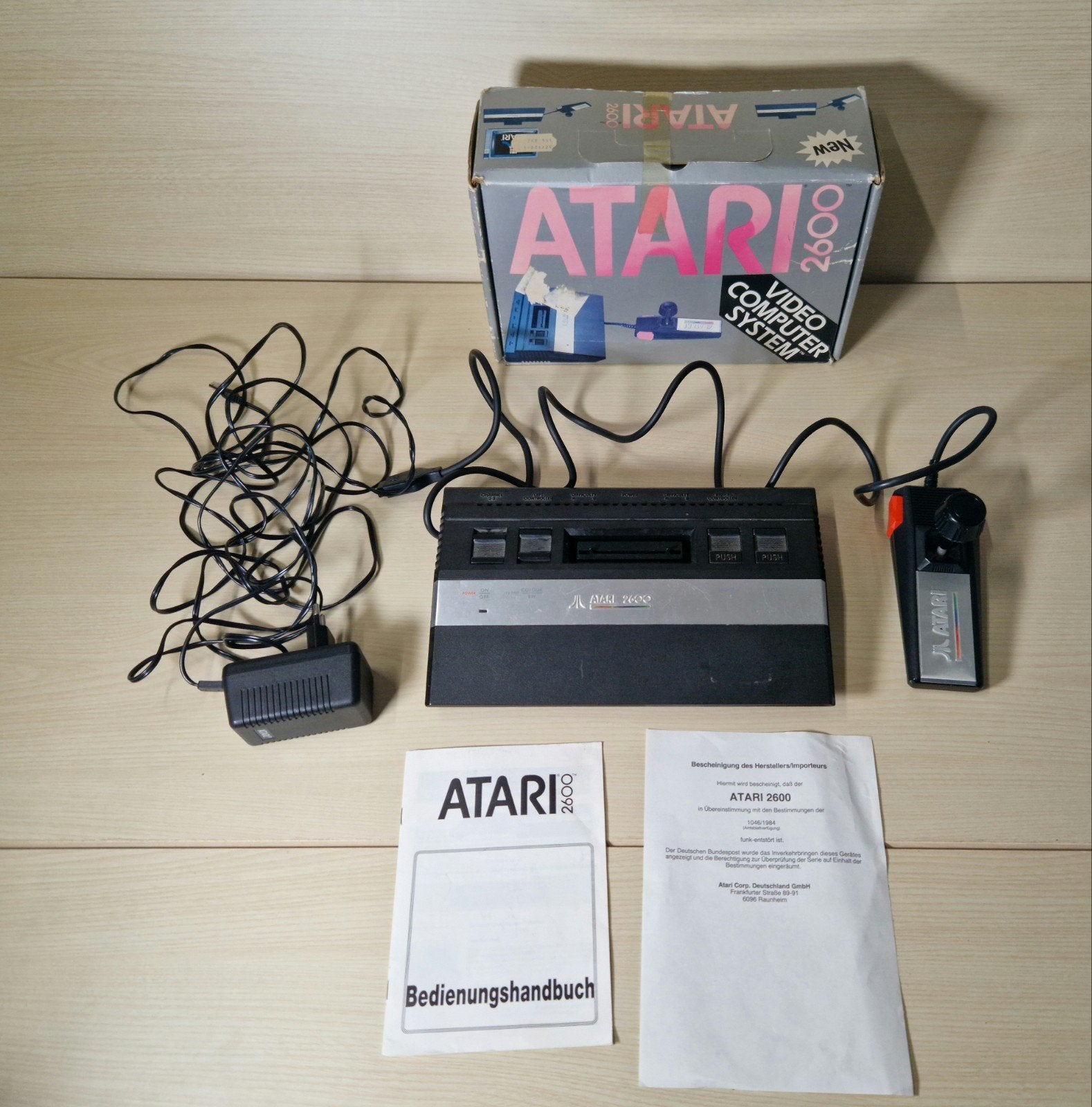 Atari 2600 Video Computer System - Compleet in doos, Spelcomputers en Games, Gebruikt, Atari, Ophalen of Verzenden, Atari