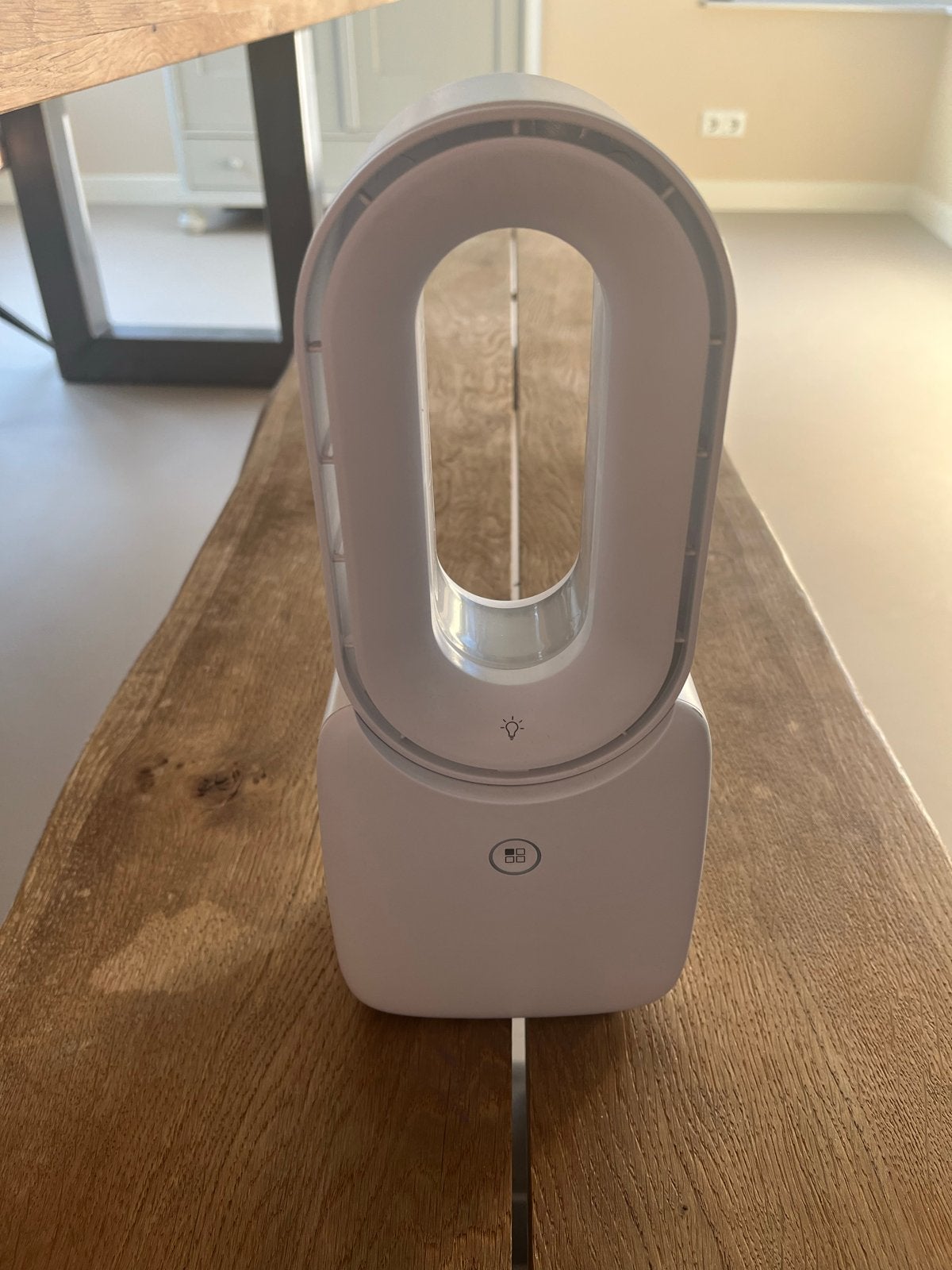 Witte Airco met Sfeervolle Verlichting en Diverse Standen, Witgoed en Apparatuur, Tafel- of Grondventilator, Minder dan 60 m³