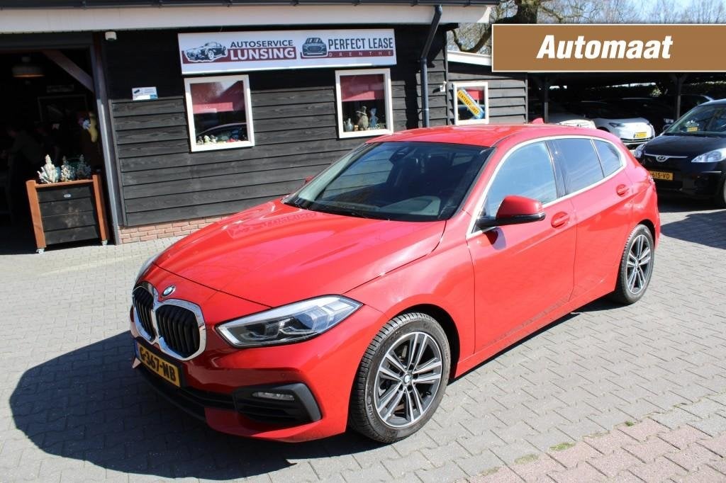 Bmw 1-SERIE 118I Automaat 140Pk Executive Editon, Auto's, 1295 kg, Origineel Nederlands, Bedrijf, 3 cilinders