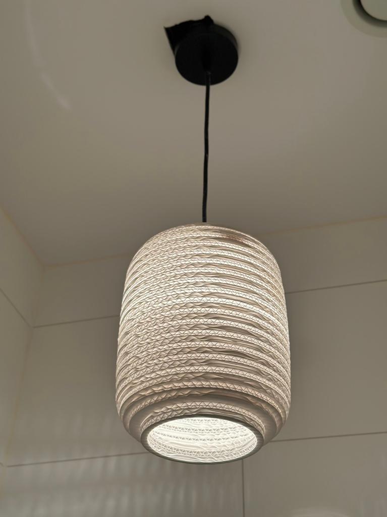 Witte hanglamp lampenkap / Homemade hanging lamp lampshade, 50 tot 75 cm, Ophalen of Verzenden, Zo goed als nieuw, Overige materialen