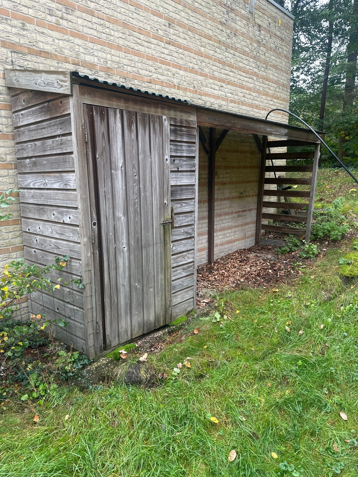 Houten berging met afdak - Ideaal voor tuin of erf, Ophalen of Verzenden, Gebruikt, Hout, Overige typen