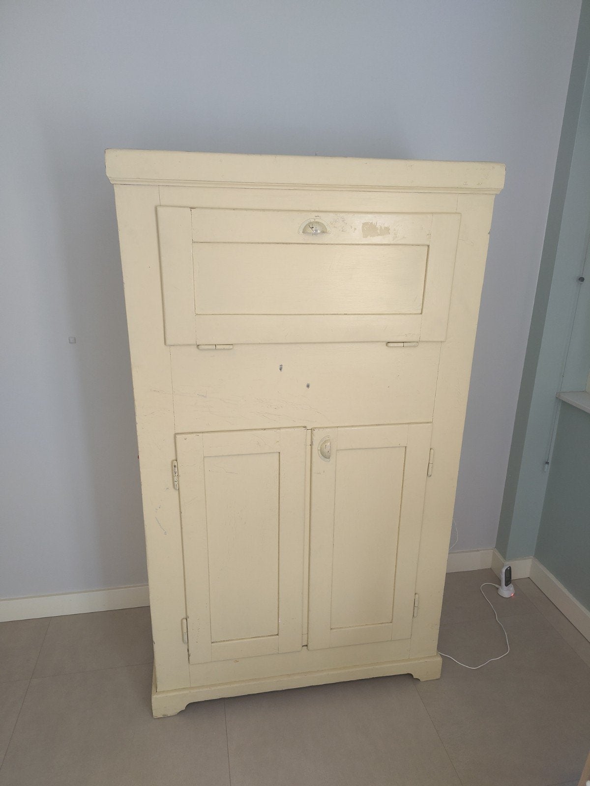 Brocante Kast met Originele Indeling, Plank en Hangroede, Ophalen of Verzenden