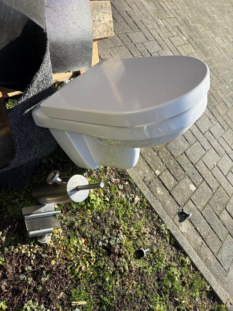 Witte wc pot (Sphynx) met deksel, Ophalen, Wit
