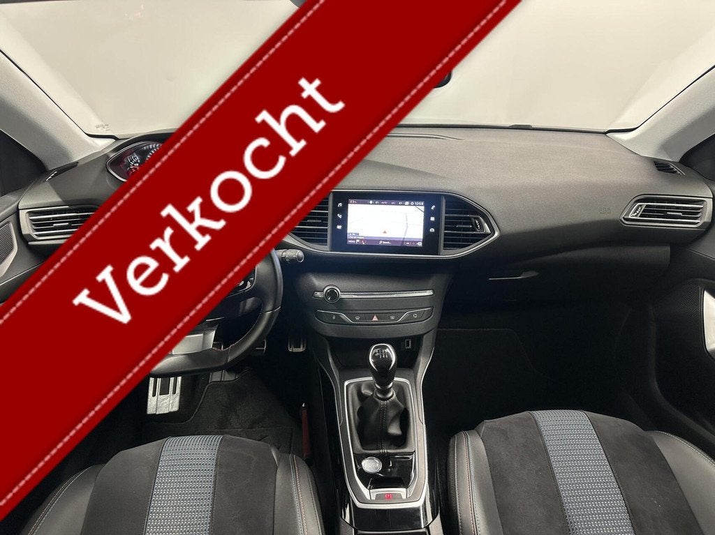 Peugeot 308 SW 1.2 PureTech Tech Edition CAMERA CRUISE LM EC, Voorwielaandrijving, Gebruikt, 1199 cc, Met garantie (alle)