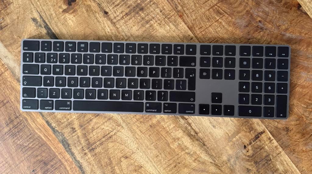 Apple Magic Keyboard 2 Nummeriek grijs | Nette staat | Garan, Computers en Software, Toetsenborden, Gebruikt, Apple, Ophalen of Verzenden
