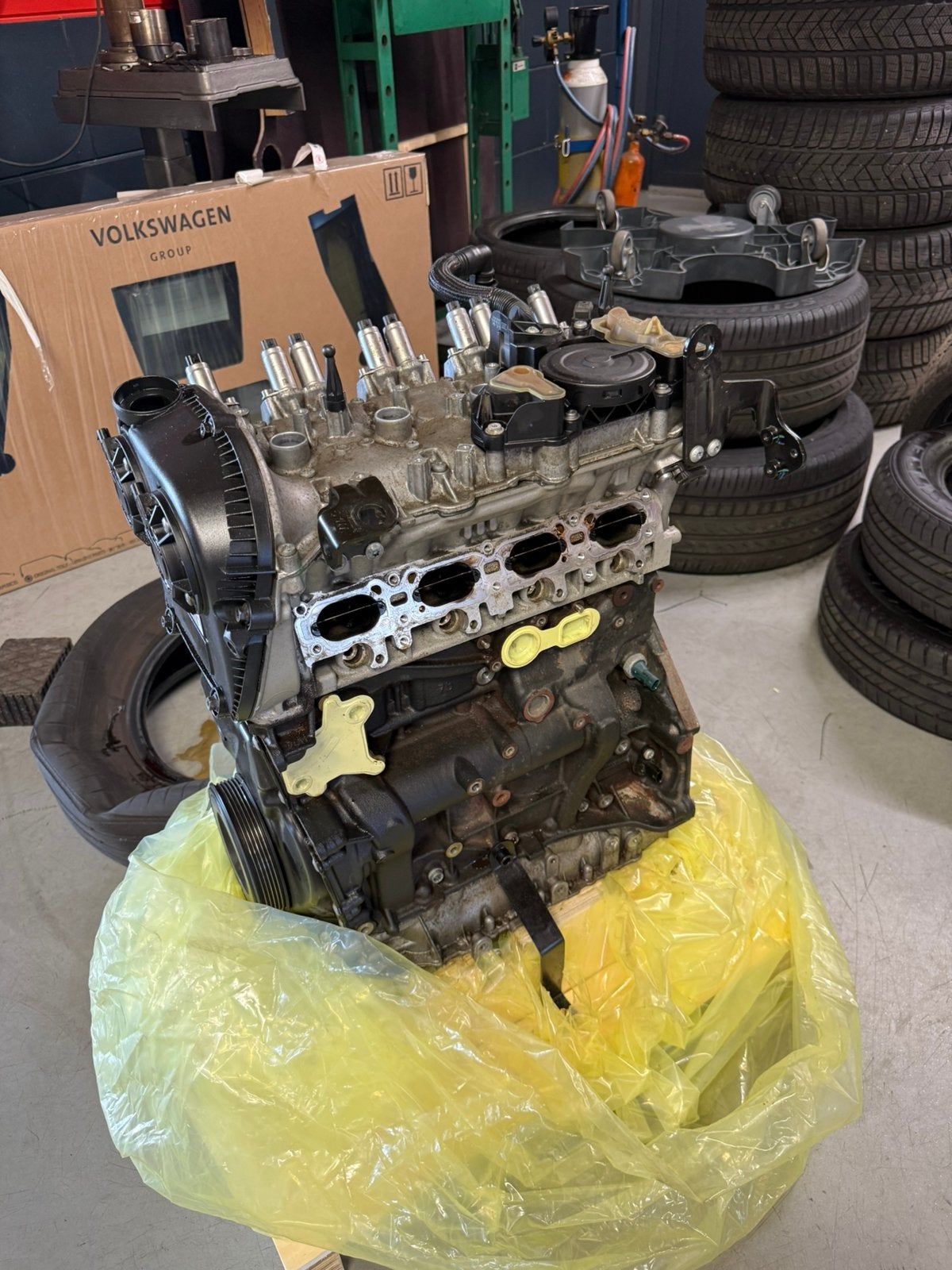 VAG DJH / CJX Motor 310pk VW Golf 7 R Audi S3, Auto-onderdelen, Motor en Toebehoren, Ophalen, Gebruikt, Seat