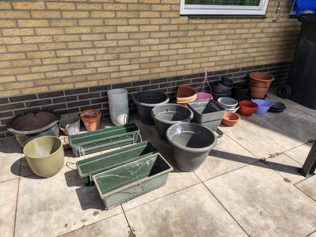 Partij bloempotten en plantenbakken – buiten, Ophalen, Overige materialen, Gebruikt, Balkon