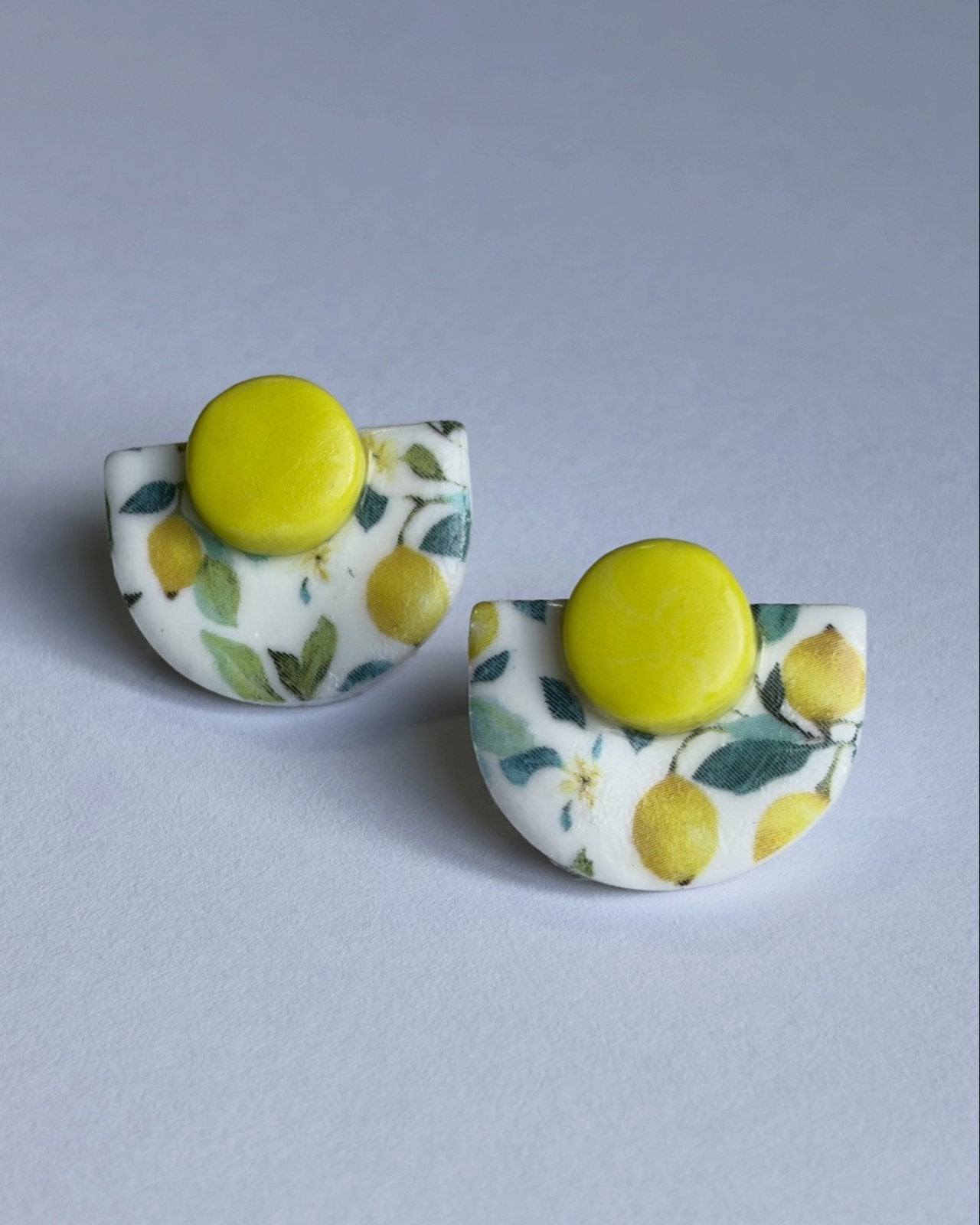 Handgemaakte polymeer klei oorbellen met citroenprint, Overige materialen, Geel, Nieuw, Ophalen of Verzenden