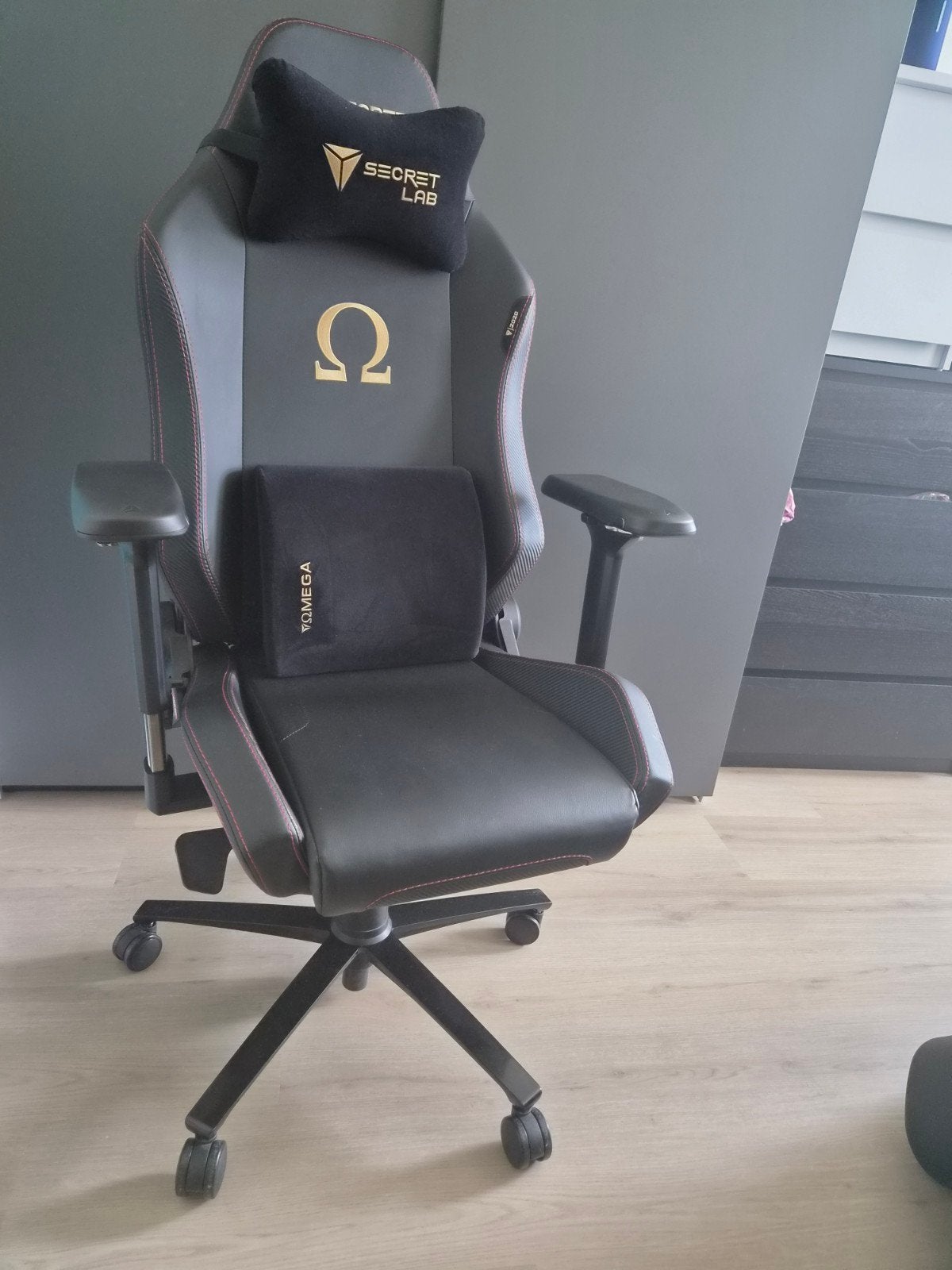 Zo goed als nieuwe Secretlab Omega gaming stoel, Huis en Inrichting, Ophalen, Zwart, Bureaustoel, Ergonomisch