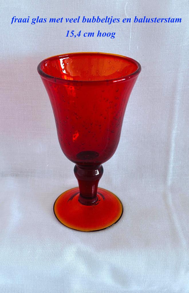 Rood Wijnglas 15,4h bubbeltjes balusterstam Glas Kristal, Ophalen