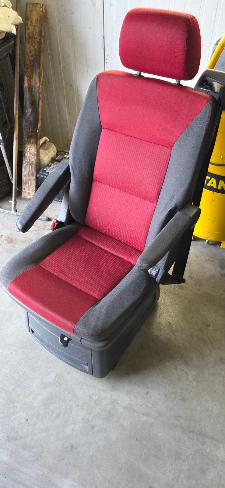 Volkswagen multivan  T5  Draai stoelen 2 Stuks, Auto-onderdelen, Interieur en Bekleding, Ophalen, Gebruikt, Volkswagen