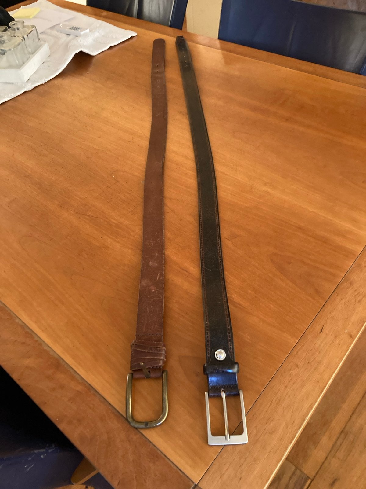 Set van 2 leren riemen: bruin en donker bruin, Echt leder, 90 tot 100 cm, Heupriem, Ophalen of Verzenden