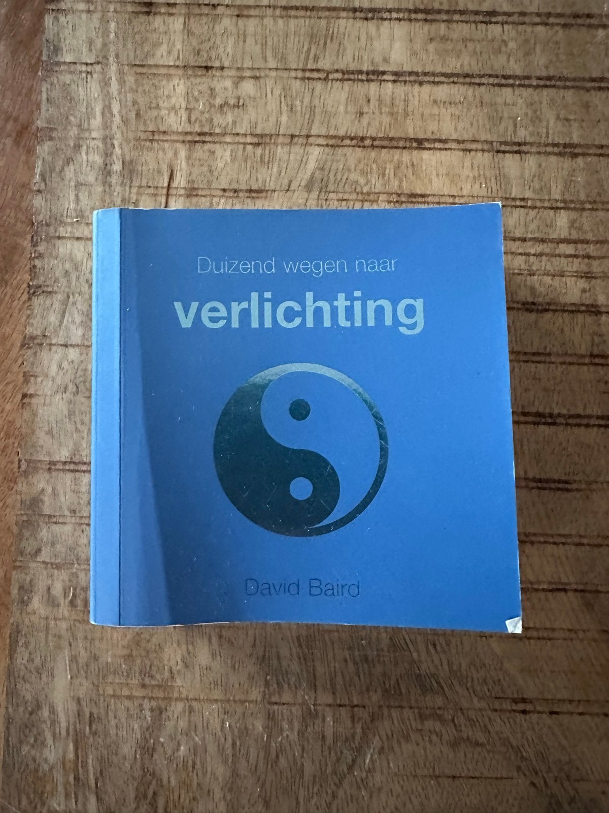 Duizend wegen naar verlichting - David Baird, Boeken, Ophalen of Verzenden, Gelezen, Spiritualiteit algemeen, Achtergrond en Informatie
