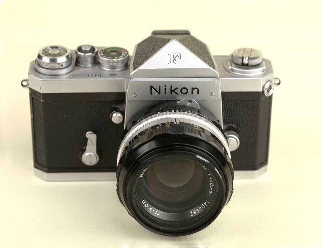Nikon F 1970 met prisma en lenzen, Ophalen of Verzenden, Zo goed als nieuw, Spiegelreflex, Nikon