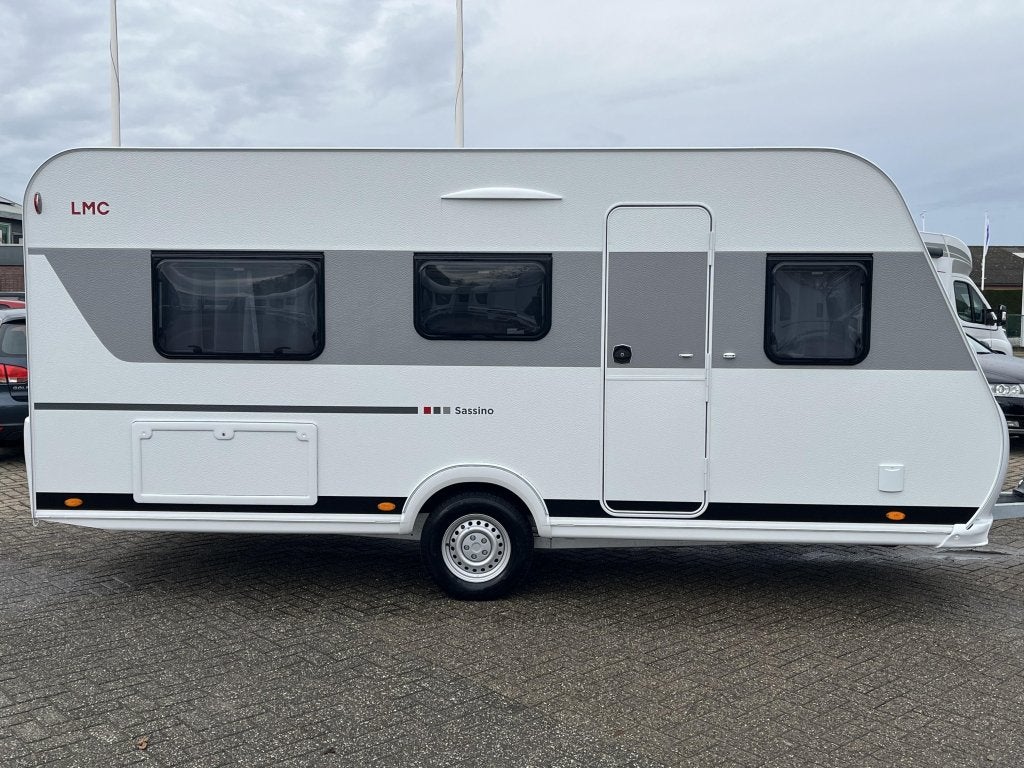 LMC Sassino 460 E NIEUW, Caravans en Kamperen, Caravans, Bedrijf, Tot en met 3, 5 tot 6 meter, LMC en Münsterland