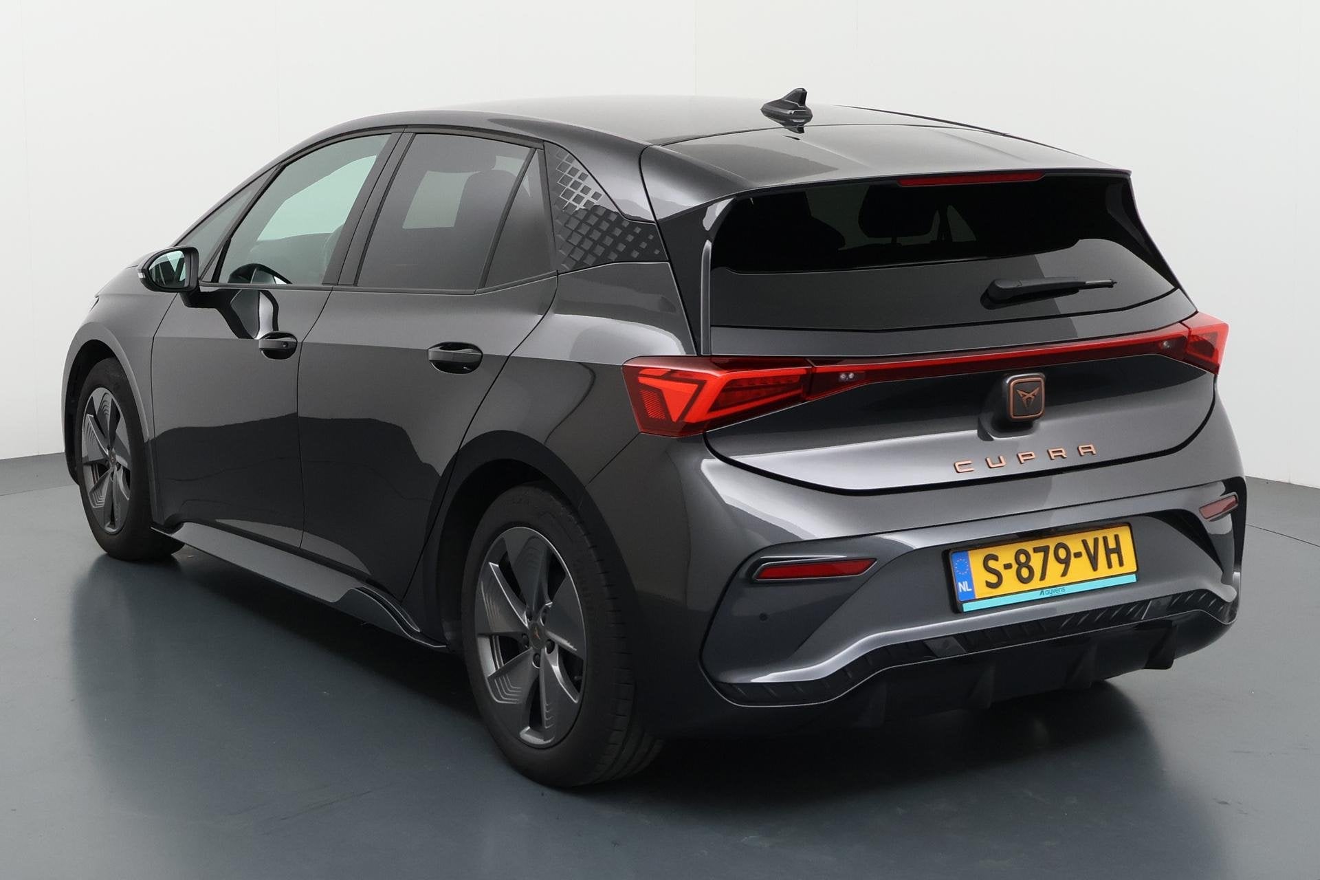 Foto 8 van CUPRA Born Business 62 kWh Fris design met elektrische pit