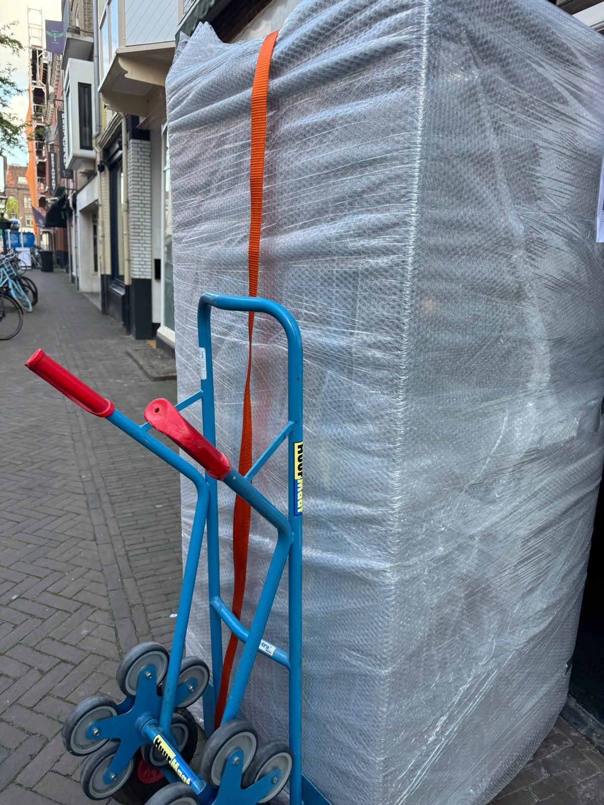 SPOEDVERVOER – BUS MET CHAUFFEUR | 24/7 OP AFSPRAAK