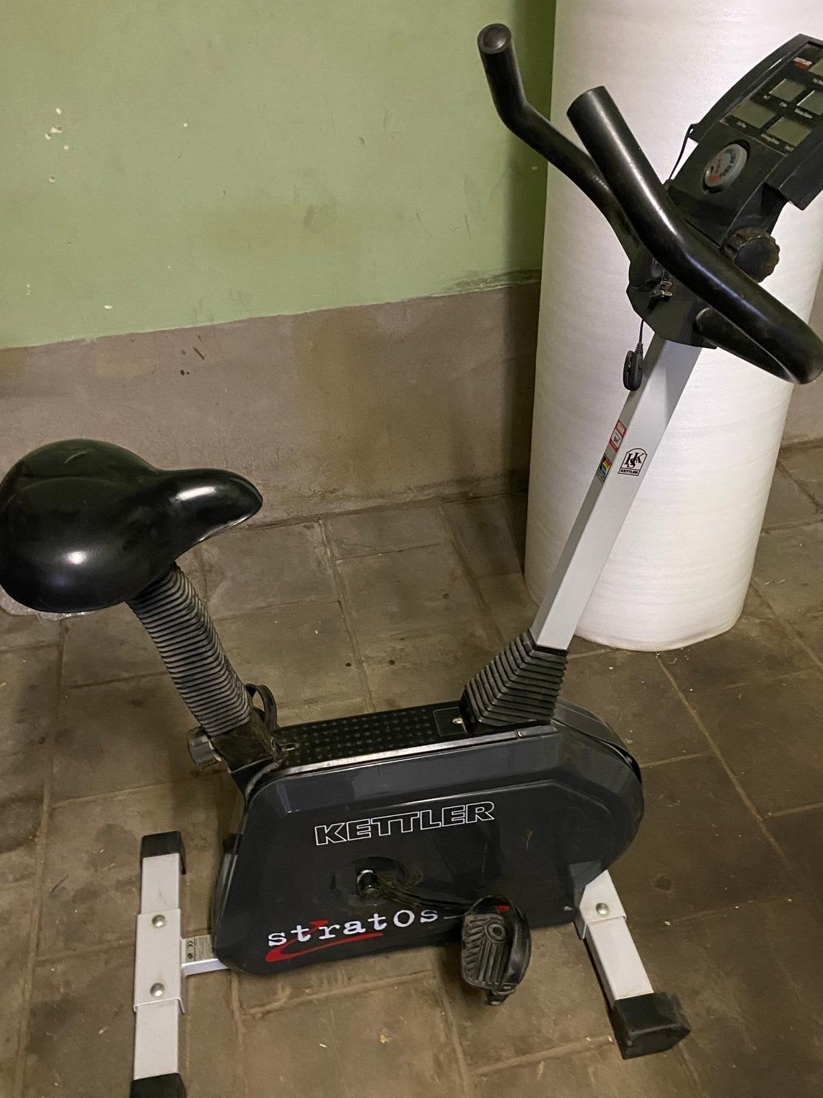 Kettler Stratos Hometrainer - Goede Conditie, Ophalen, Gebruikt, Metaal, Benen