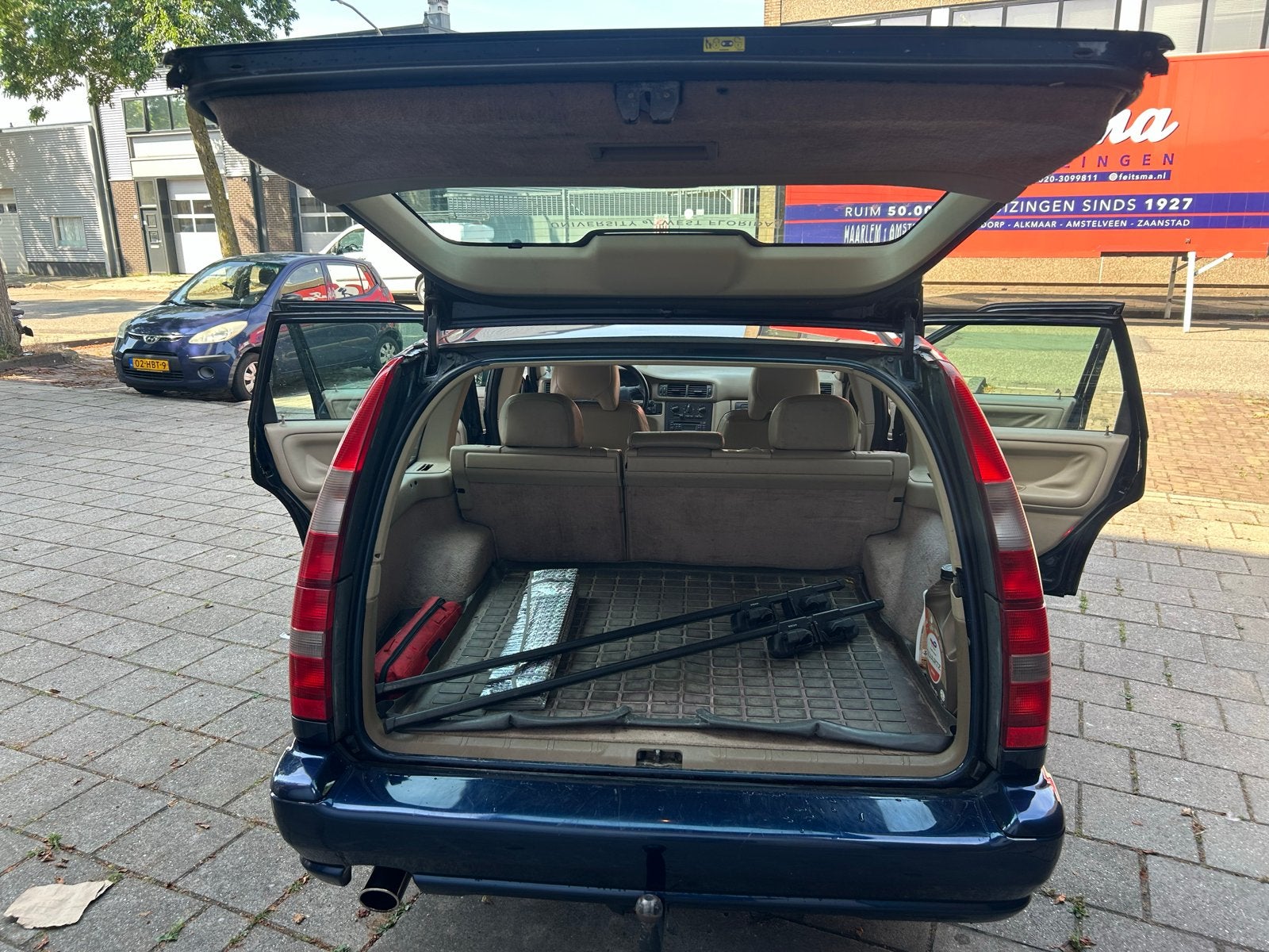 Volvo V70 2.5 1998 (classic), foto 11
