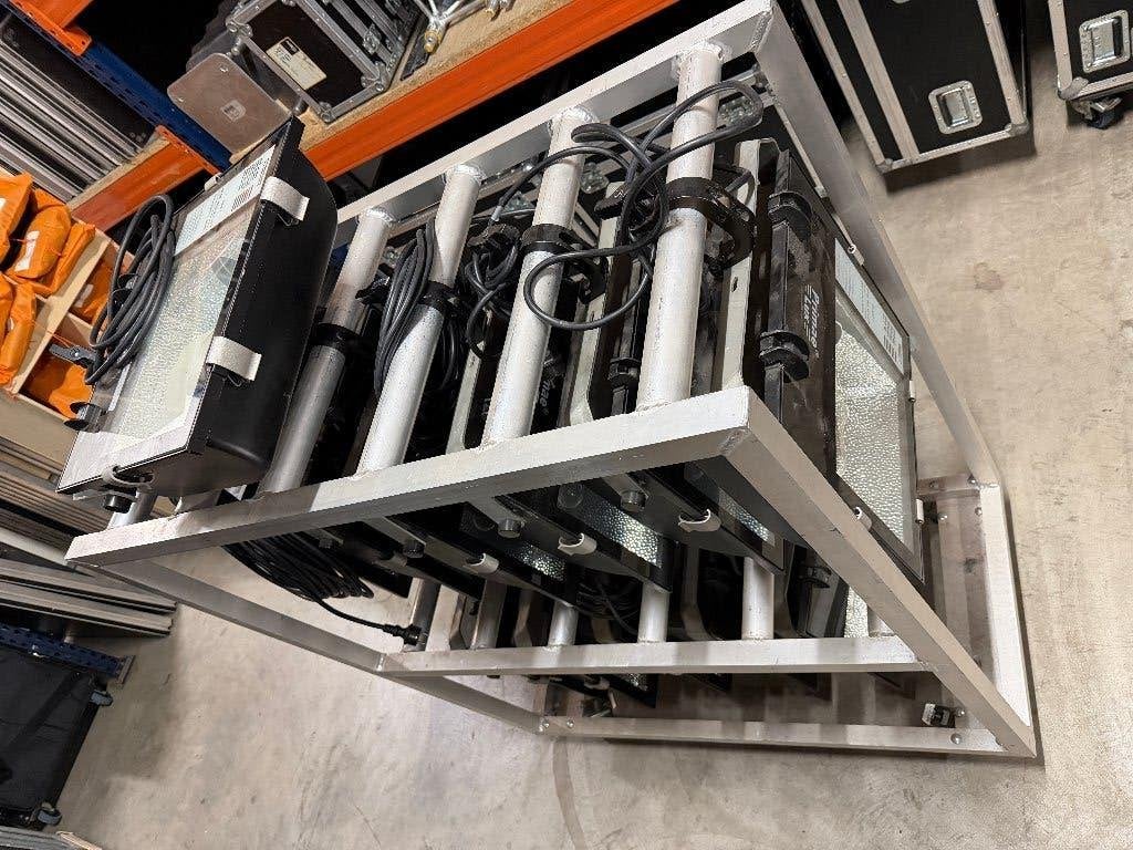 Professioneel aluminium lichtrek met 12x 400W HQI armaturen, Ophalen, Gebruikt, Licht