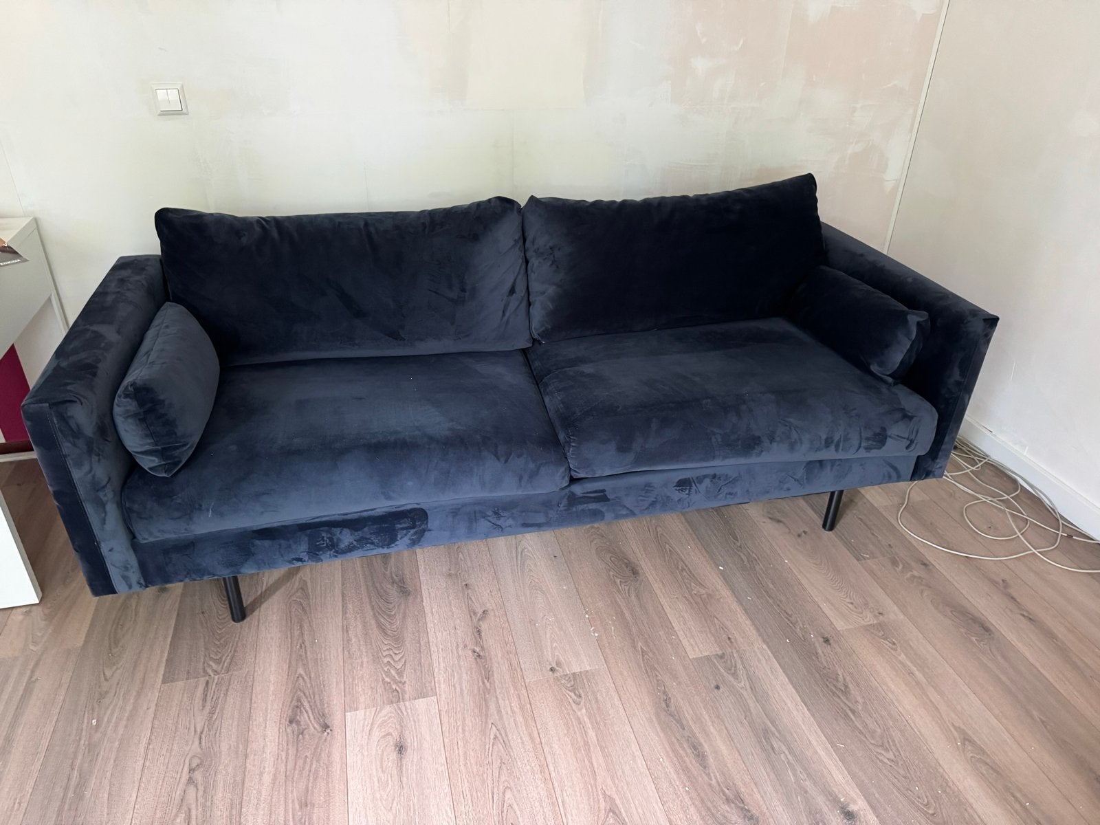 Donkerblauwe velours zitbank van Fonq (2-3 personen), Huis en Inrichting, Ophalen, Minder dan 75 cm, 150 tot 200 cm, Driepersoons