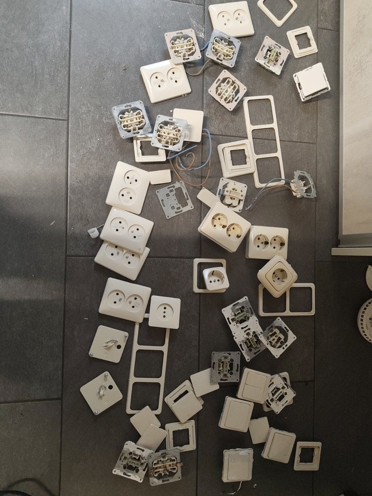 Diverse inbouw en opbouw schakelmateriaal, Doe-het-zelf en Verbouw, Elektra en Kabels, Ophalen, Gebruikt, Overige merken, Schakelaar