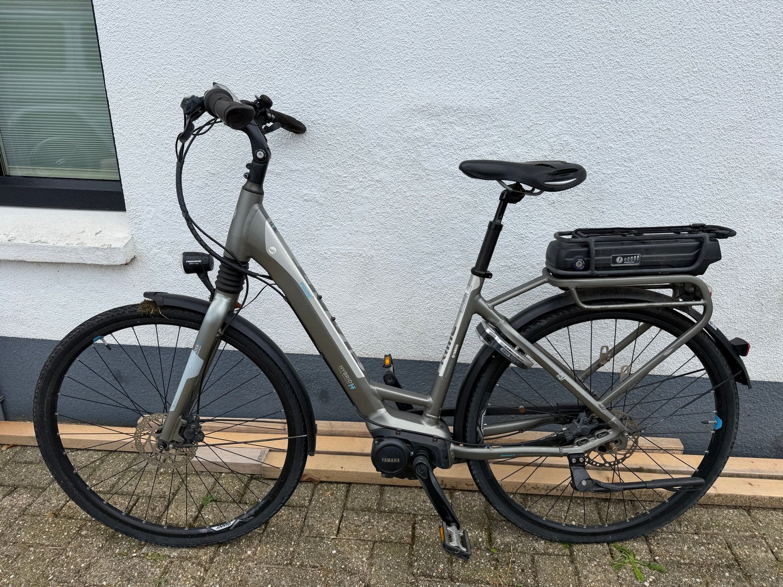 3x E-bike opknappers: Batavus Milano (Bosch) & 2x Giant Prim, Minder dan 47 cm, Ophalen, Gebruikt, Batavus