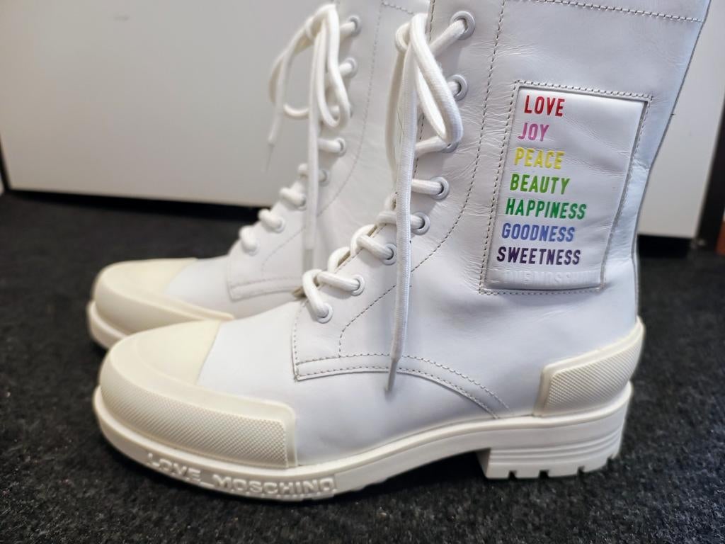 Love Moschino, Kleding | Dames, Schoenen, Nieuw, Lage of Enkellaarzen, Wit, Ophalen of Verzenden