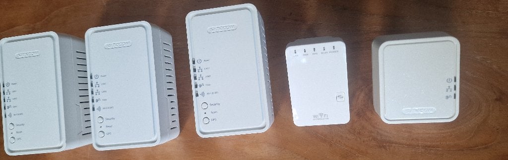 Homeplug adapters (Sitecom, EnVivo, Accession), Ophalen of Verzenden, Zo goed als nieuw, Sitecom, EnVivo, Accession