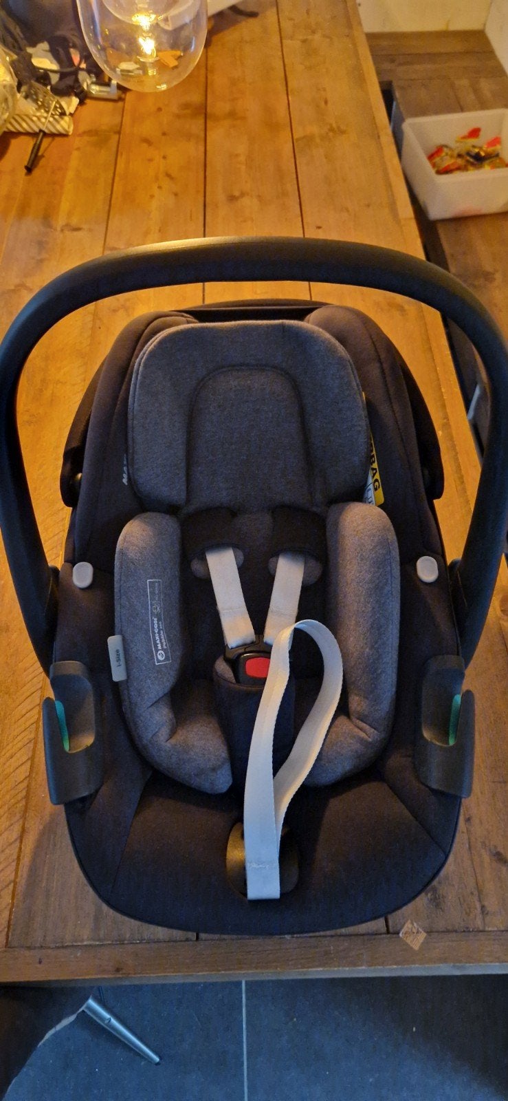 Maxi-Cosi Pebble 360 & Pearl 360 met FamilyFix 360 base, Ophalen