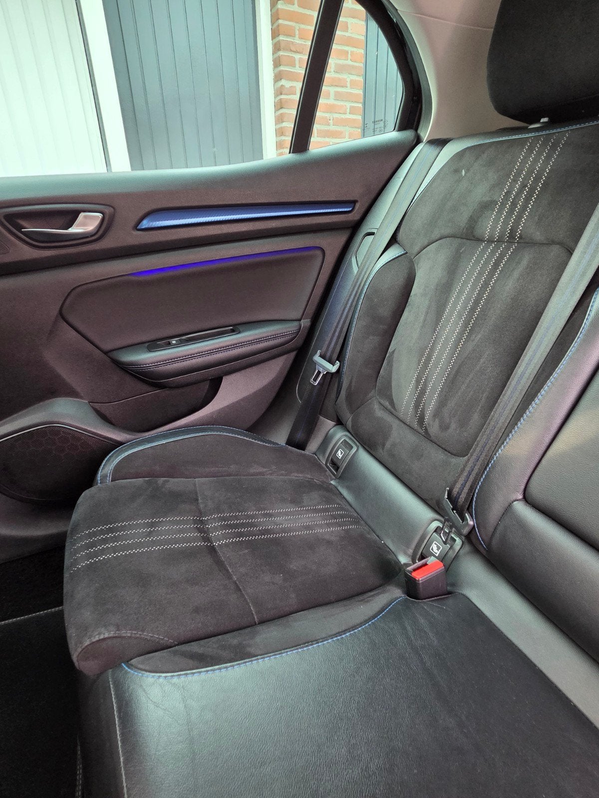 Foto 10 van Renault Mégane 1.2 16V 97KW HB 2017 Zwart