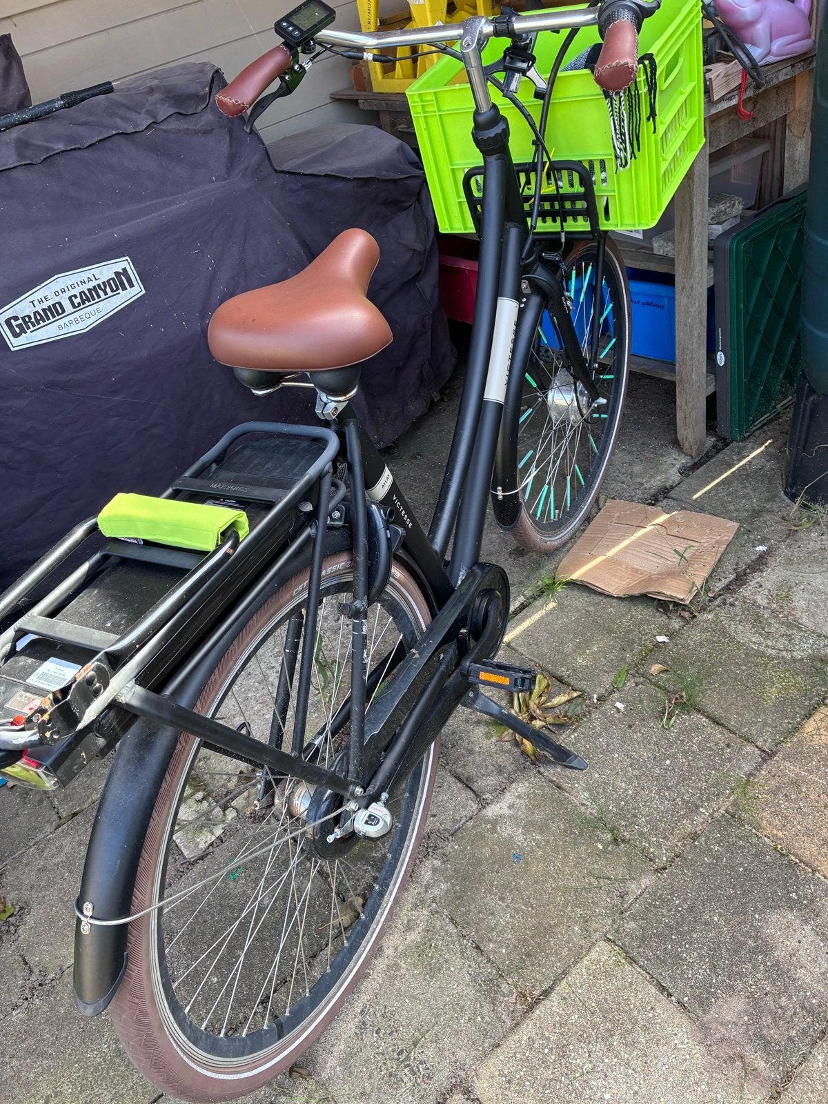 Elektrische Damesfiets met voordrager en mand, Ophalen of Verzenden, Gebruikt, Overige merken