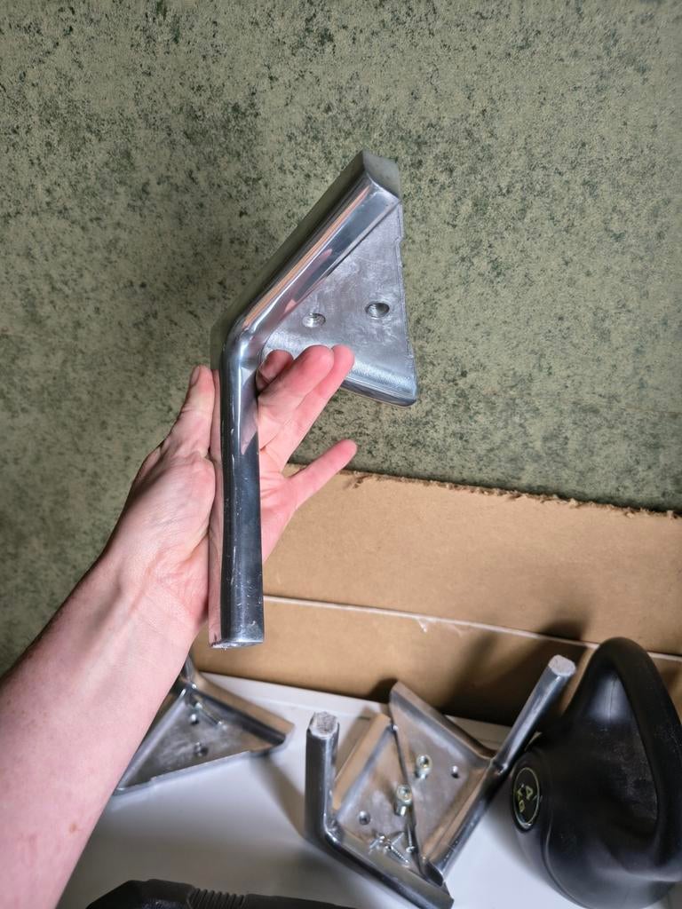 4 metalen bankpoten voor meubelprojecten, Gebruikt, Ophalen of Verzenden, Minder dan 150 cm, Metaal
