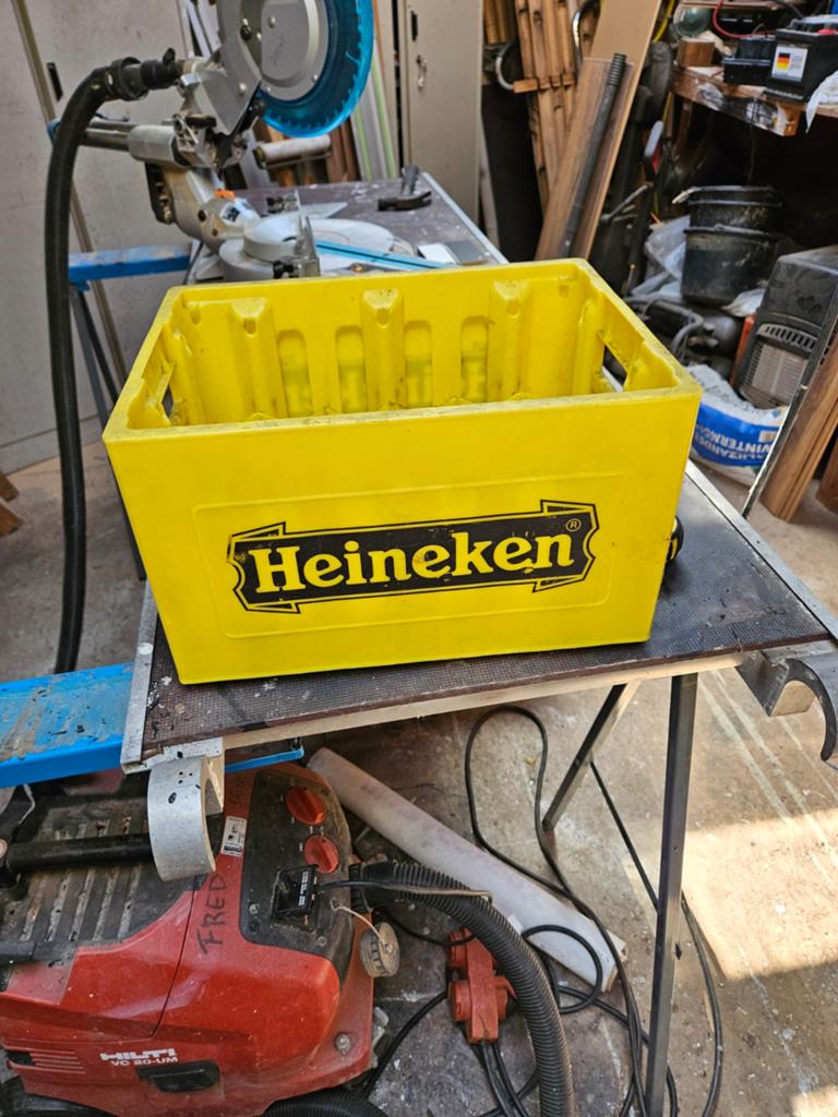 Heineken krat - Geel bierkrat, Ophalen, Gebruikt, 40 tot 60 cm, 50 tot 75 cm
