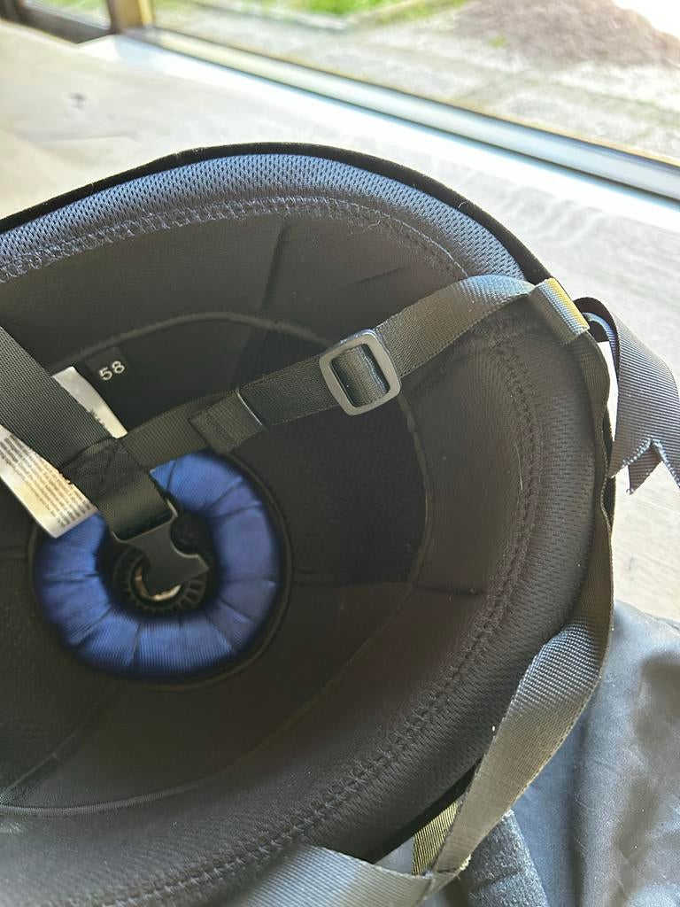 Paardrij cap, Ophalen of Verzenden, Zo goed als nieuw, Dressuur, Cap