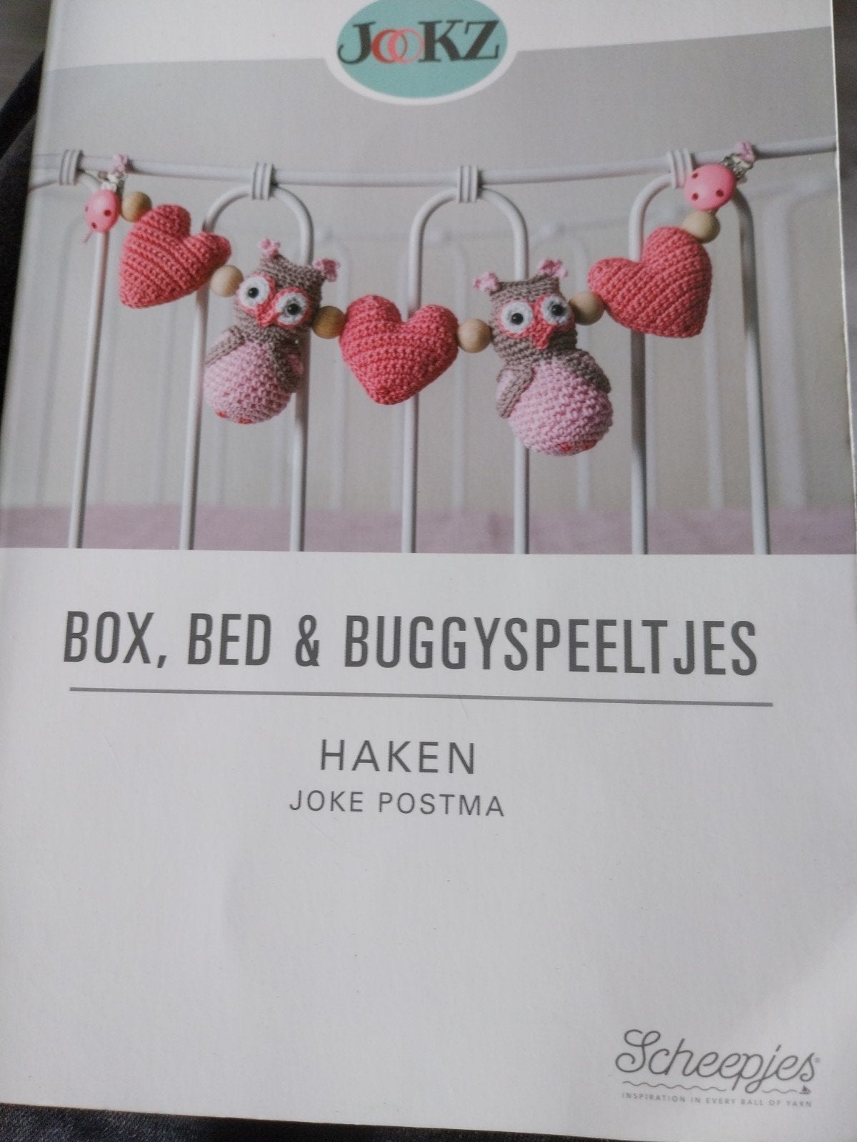 Haakboek Box, Bed & Buggyspeeltjes - Joke Postma, Boeken, Ophalen, Zo goed als nieuw, Joke Postma
