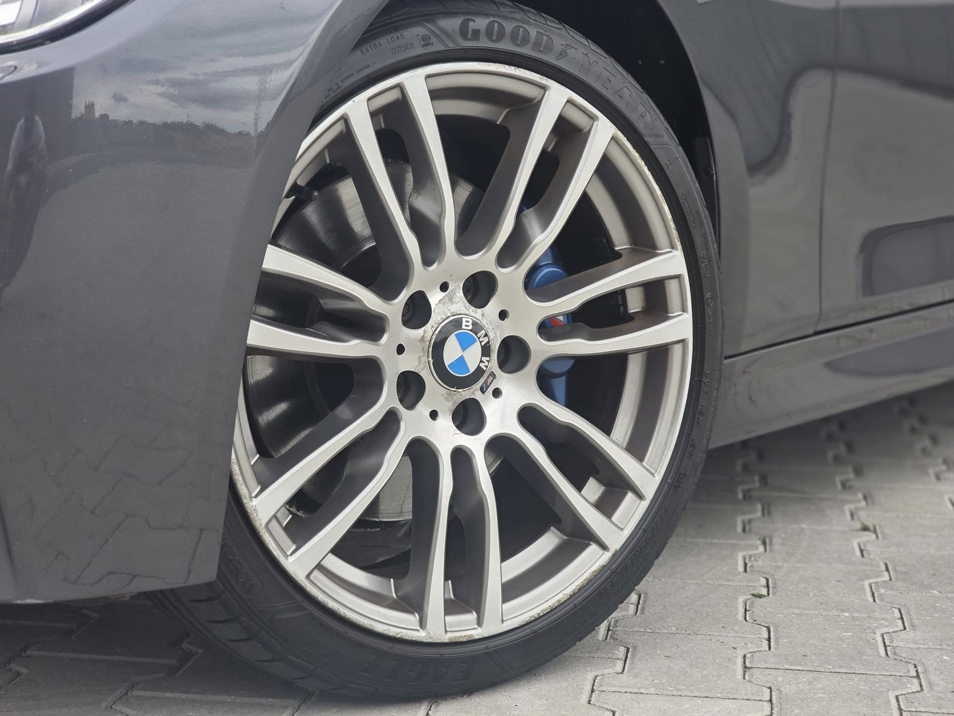 BMW 3-serie Touring 320d High Executive|M-SPORT|PANO|LEDER, Auto's, Achterwielaandrijving, Zwart, 4 cilinders, Leder