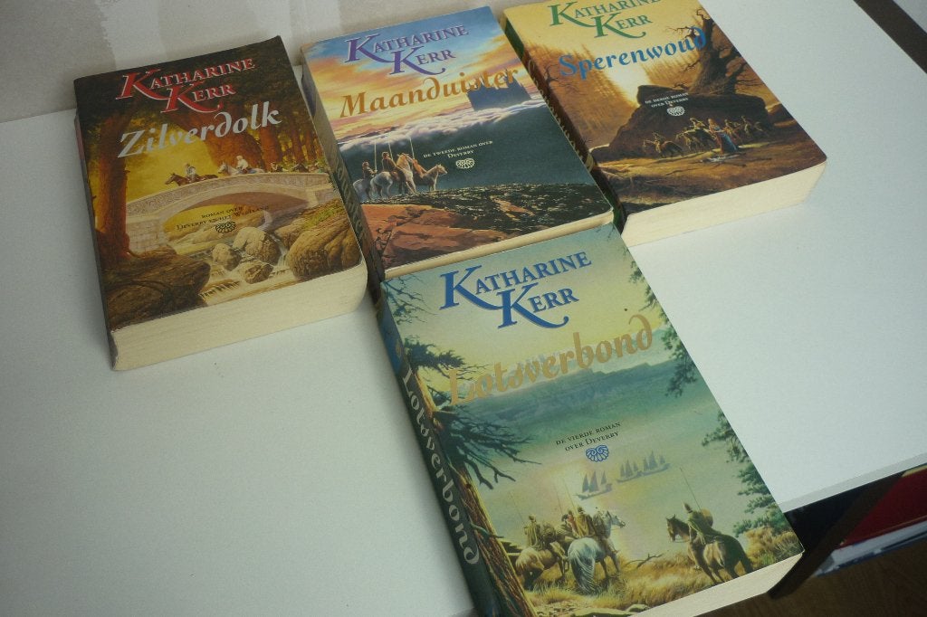 Katharine Kerr: 4-delige Deverry serie, Ophalen of Verzenden, Gelezen
