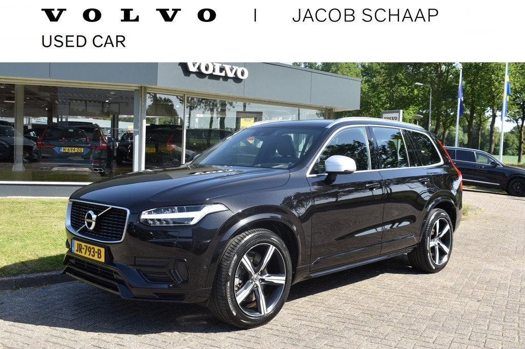 Volvo XC90 T8 AWD 408PK Plug-in Hybrid R-Design | Panodak |, Auto's, Gebruikt, 1969 cc, 7 stoelen, Zwart