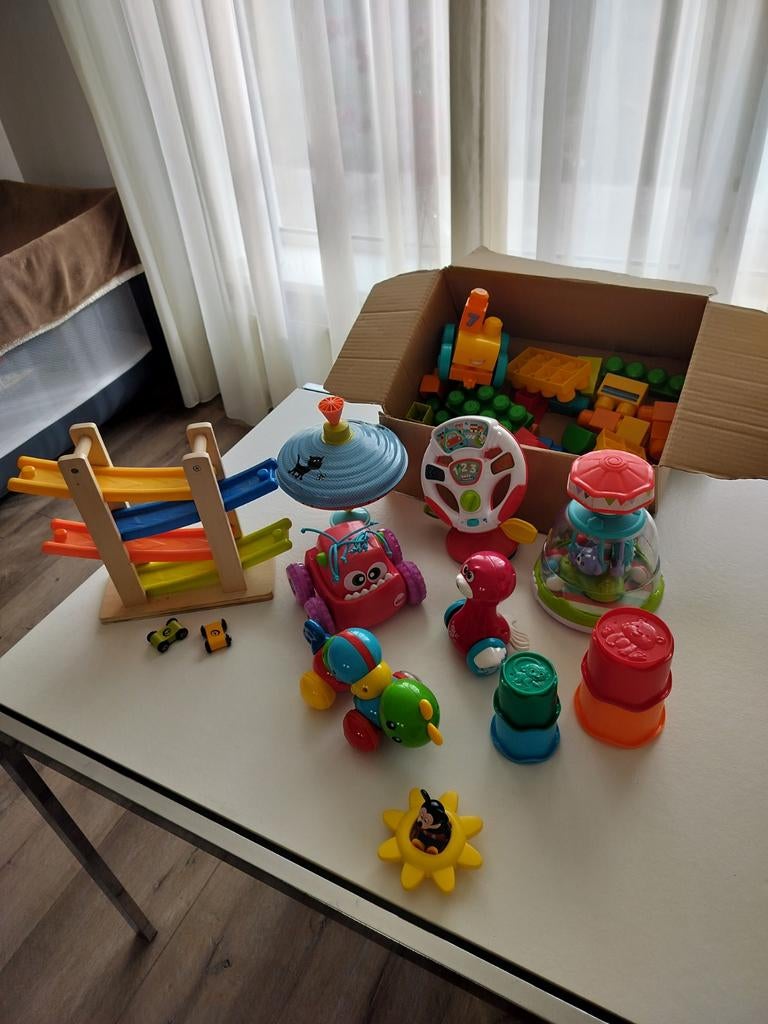 Leuk partijtje peuter speelgoed, Kinderen en Baby's, Ophalen of Verzenden, Overige typen, Met licht