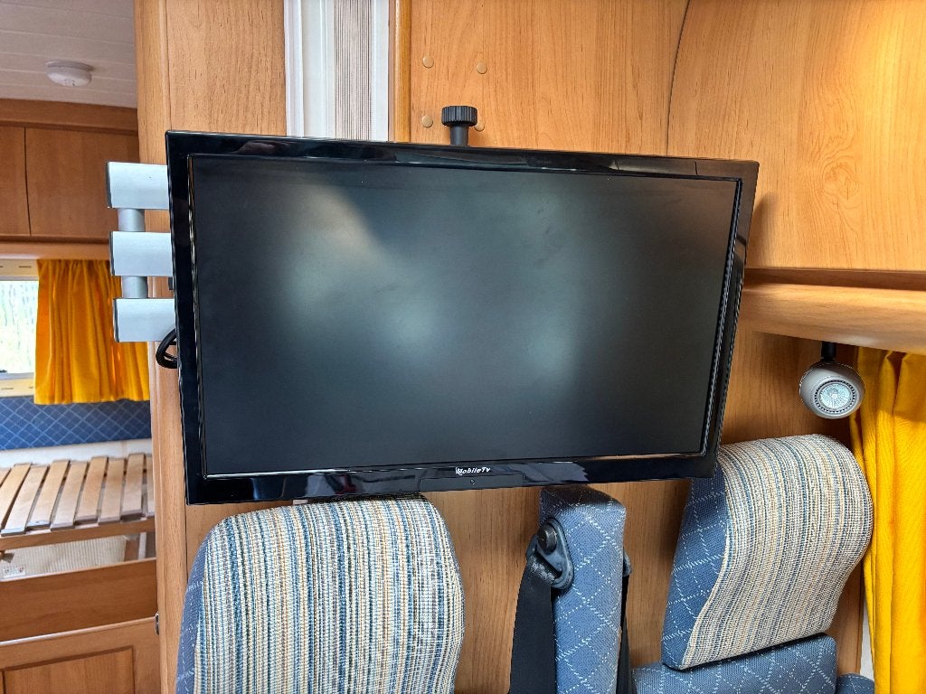 Rebox RE-2210 HD PVR met 12 Volt TV met draaiarm, Ophalen, Gebruikt