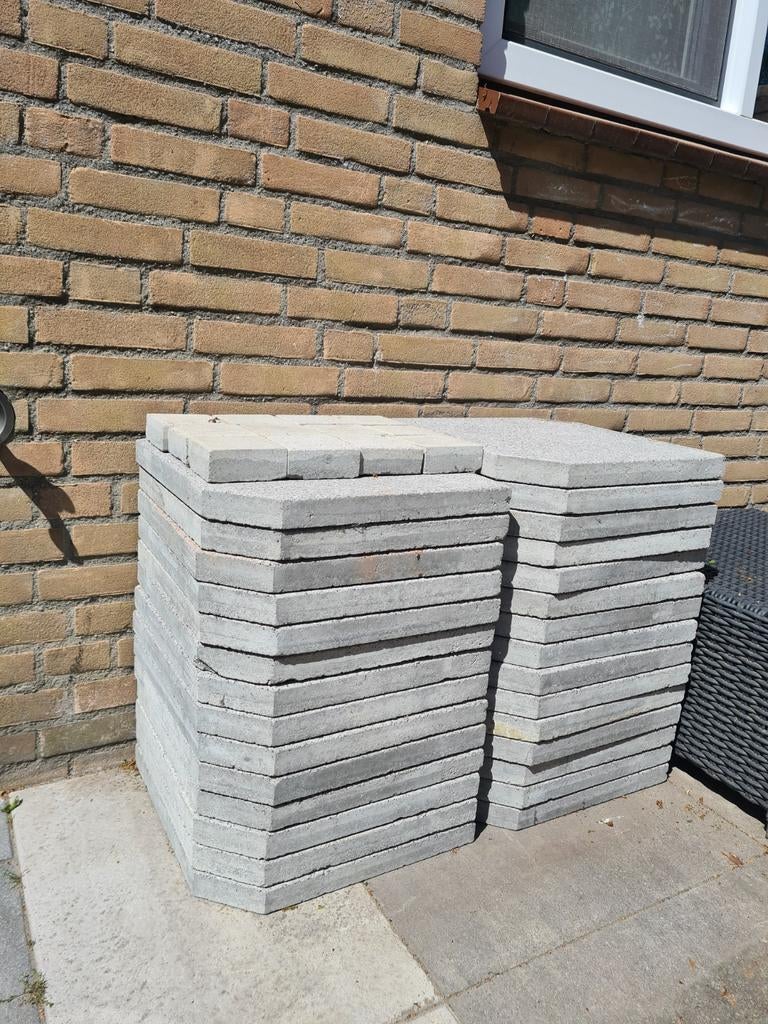 Tuintegels 29 stuks 40x40 met bijbehorende tegels, Ophalen, Nieuw, Beton, Terrastegels