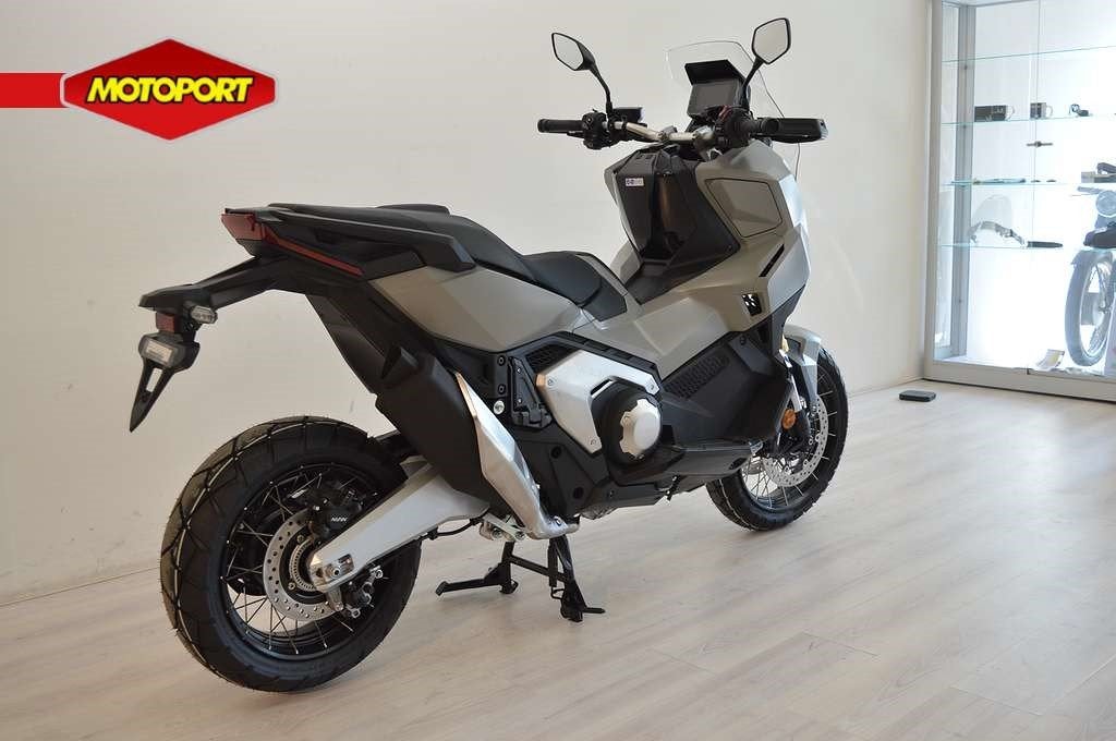 Honda X ADV 750 (bj 2026), Motoren, Wijngaardveld 1
9300  AALST, BE, Bedrijf, Mc.benelux@honda-eu.com, Toermotor