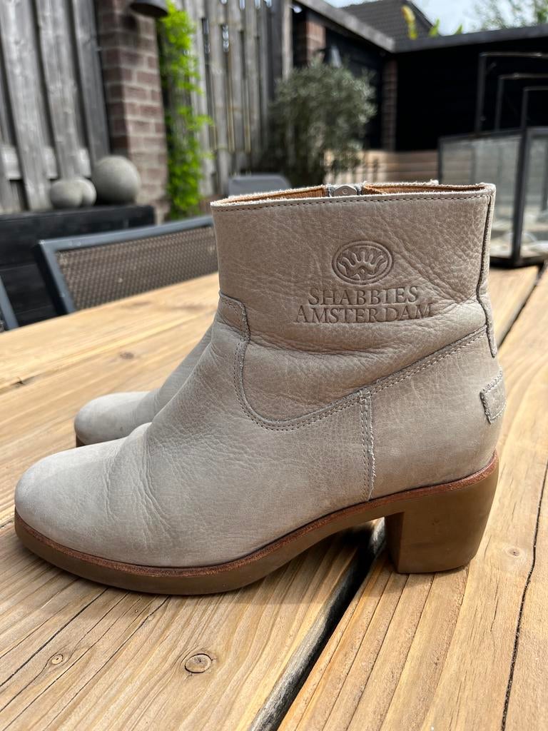 Shabbies laarsjes, Ophalen, Lage of Enkellaarzen, Grijs, Gedragen