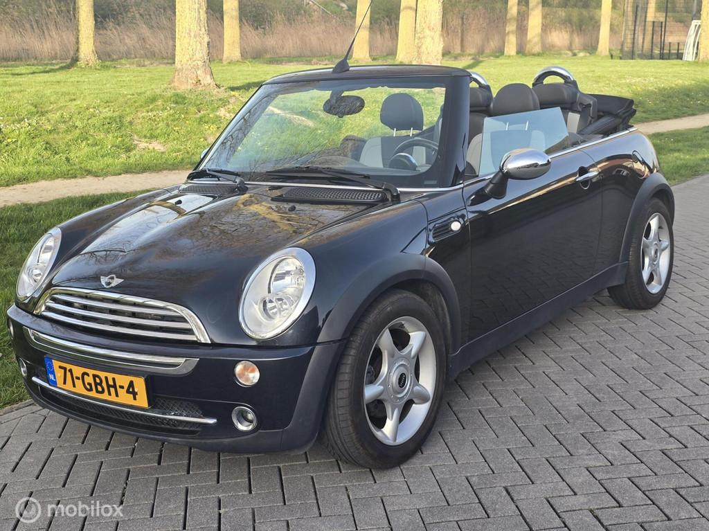 Mini Cabrio 1.6 Cooper Cabrio AUTOMAAT/NIEUWSTAAT, Gebruikt, 4 cilinders, 116 pk, Zwart